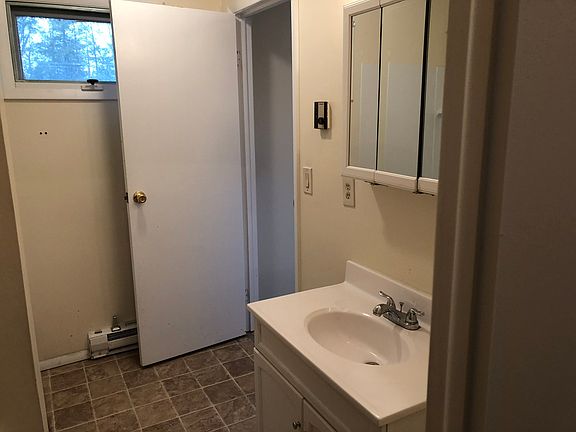 2nd image of 6 Skyline Dr APT 44