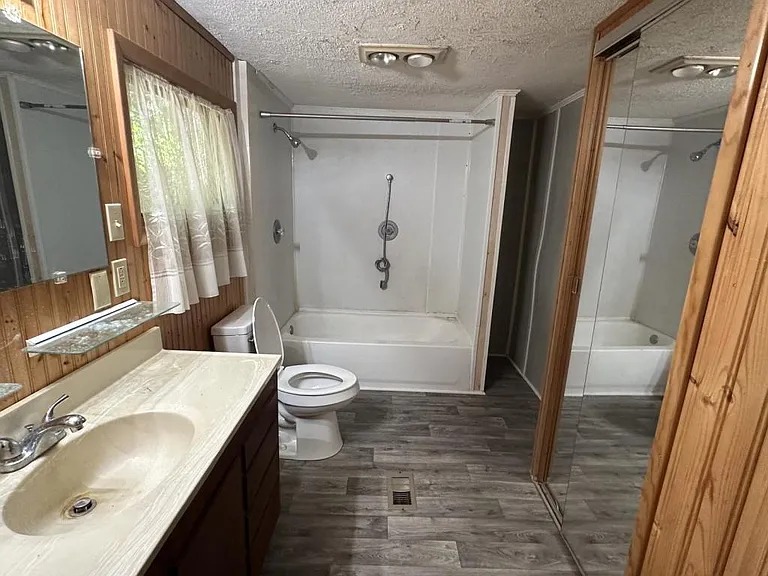 2618 Daniel Farm Rd — Photo 9