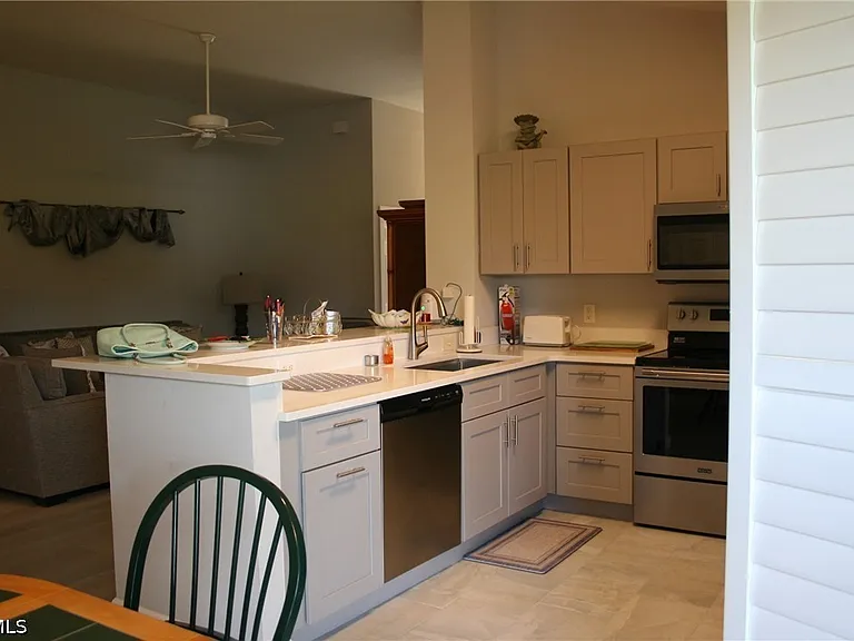 15472 Admiralty Cir #2 — Photo 12