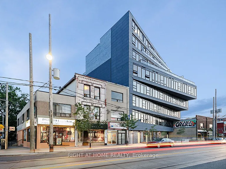 1239 Dundas St W #202 — Photo 4