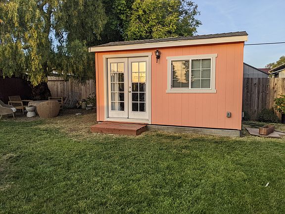 Office with high speed ethernet connection