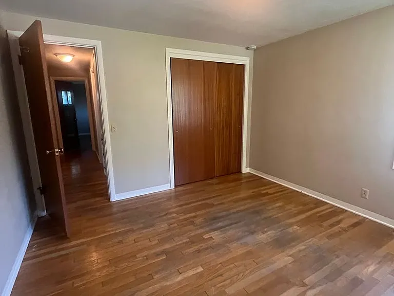980 Sherwood Pl — Photo 17