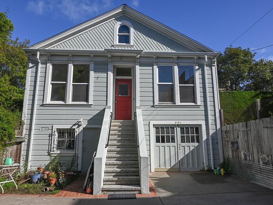 1st image of 215 1/2 Fair Oaks St