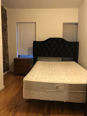 Rented by REAL New York | media 27