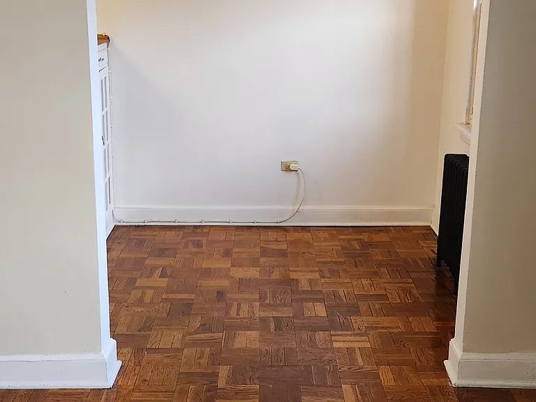 El Villa Apartments — Photo 19