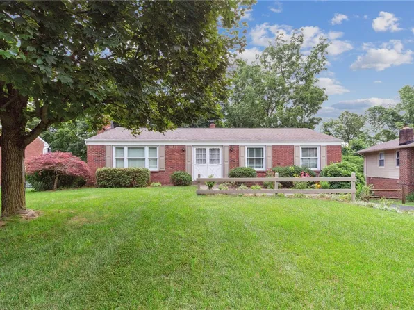 211 Wyngate Rd, Coraopolis, PA 15108