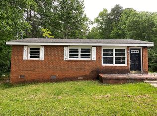 6185 Lower Dixie Lake Rd, Union City, GA 30291