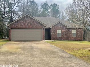 1045 Charing Cross Cir, Mabelvale, AR 72103