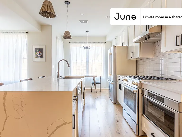 1340 Harvard St NW #B — Photo 10