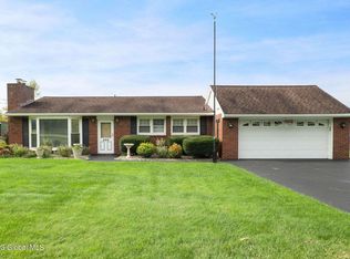 250 Middletown Rd, Waterford, NY 12188
