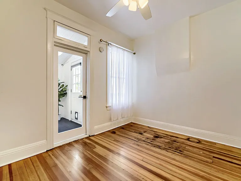 135 E Exposition Ave — Photo 9