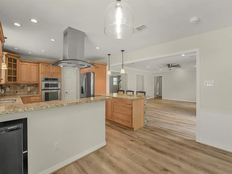 14915 Chadbourne Dr — Photo 13
