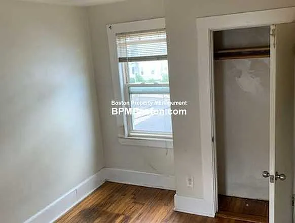 3 bed, $2,900 — Photo 4