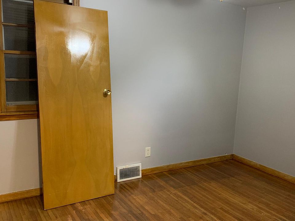 1st image of 178 Evergreen Pl
