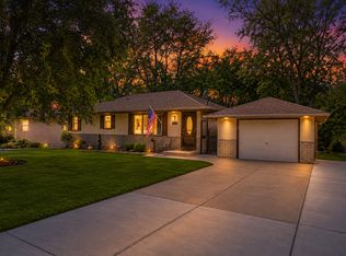 6535 Berkshire Ln N, Maple Grove, MN 55311