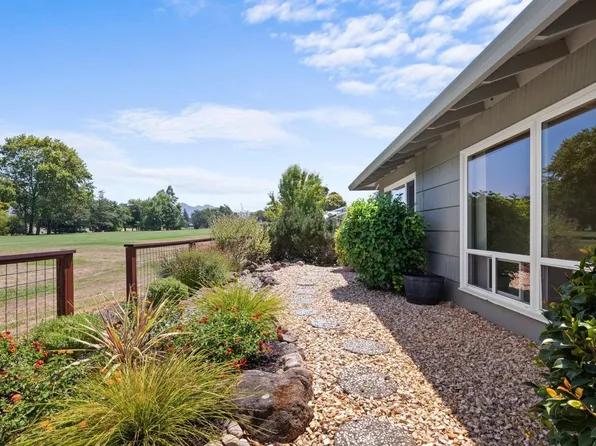 9 Glengreen Street, Santa Rosa, CA 95409