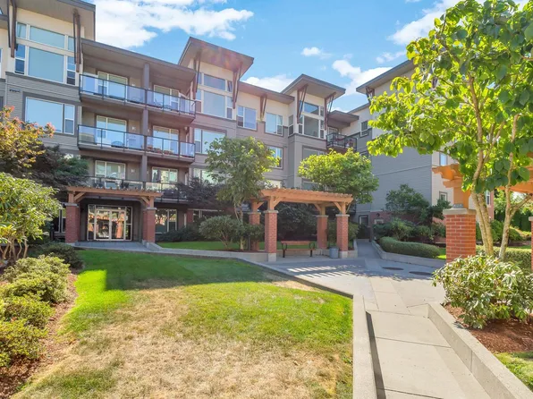 33539 Holland Ave #109, Abbotsford, BC V2S 0C6