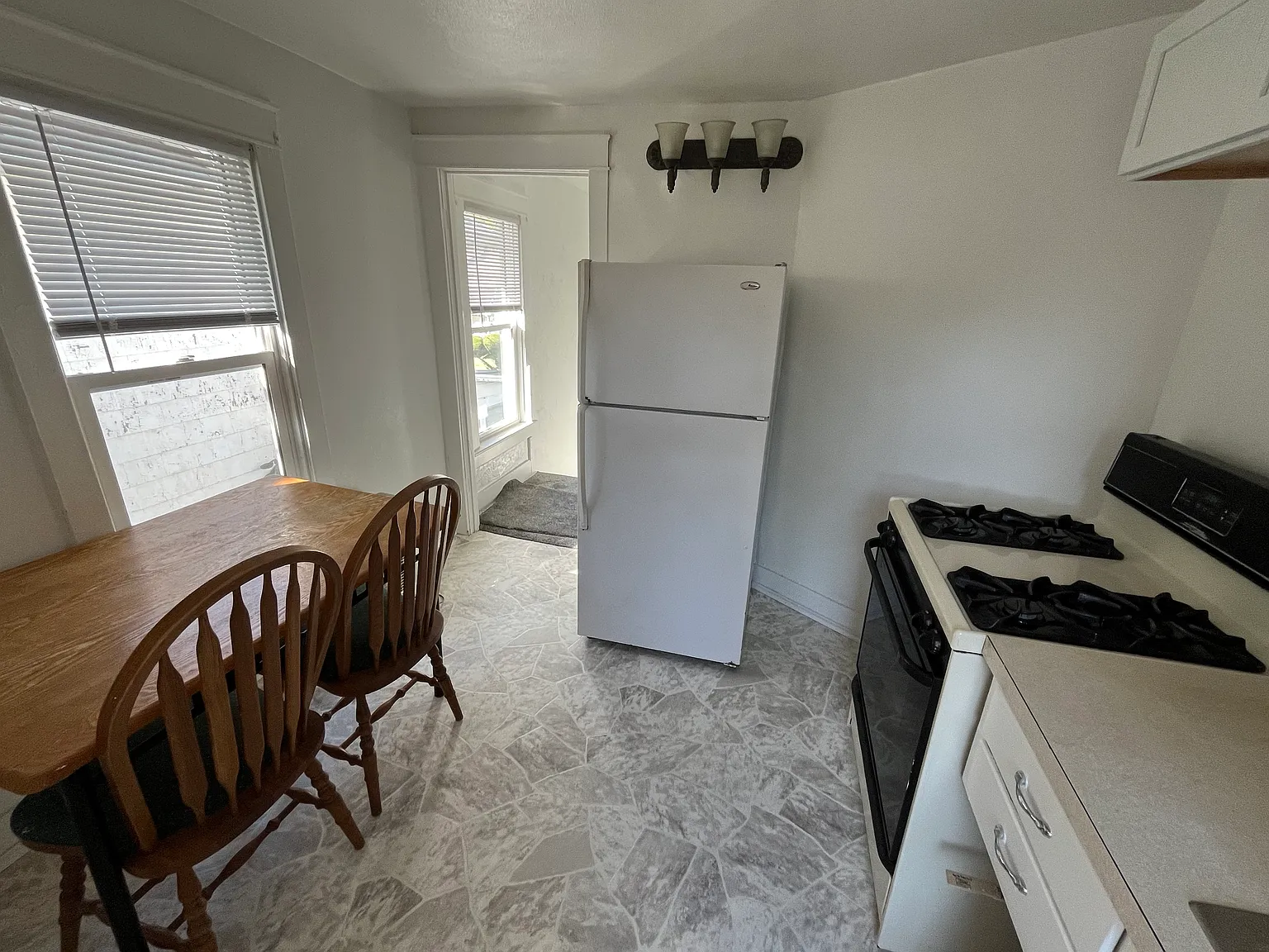 1 bed, $700 — Photo 4