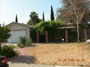 5380 Village Wood Dr, Sacramento, CA