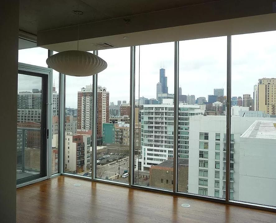 1st image of 1720 S Michigan Ave APT 1518
