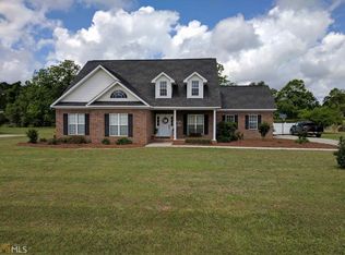 1827 Nottingham Rd, Statesboro, GA 30461