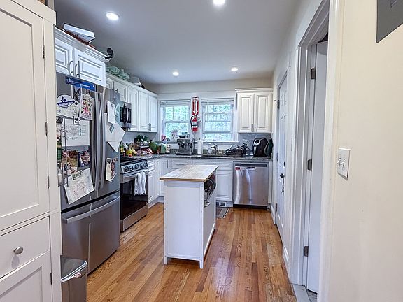 5th image of 51 Leamington Rd #2