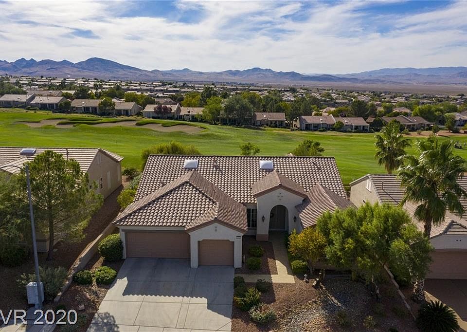 1st image of 2715 Evergreen Oaks Dr