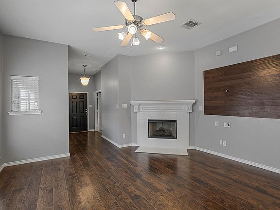 5th image of 1104 Grey Fox Dr