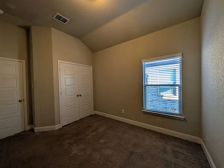 1211 Old FM 306 — Photo 19