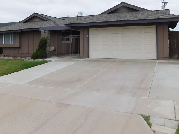 17915 Santa Valera St