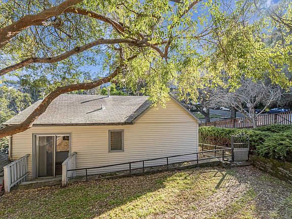 2nd image of 238 Glen Park Way