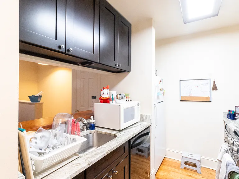 3613 Lancaster Ave — Photo 6
