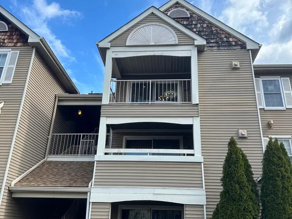 70303 Delaire Landing Rd #303, Philadelphia, PA 19114