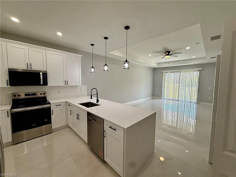 123 Jenna Ave S — Photo 14
