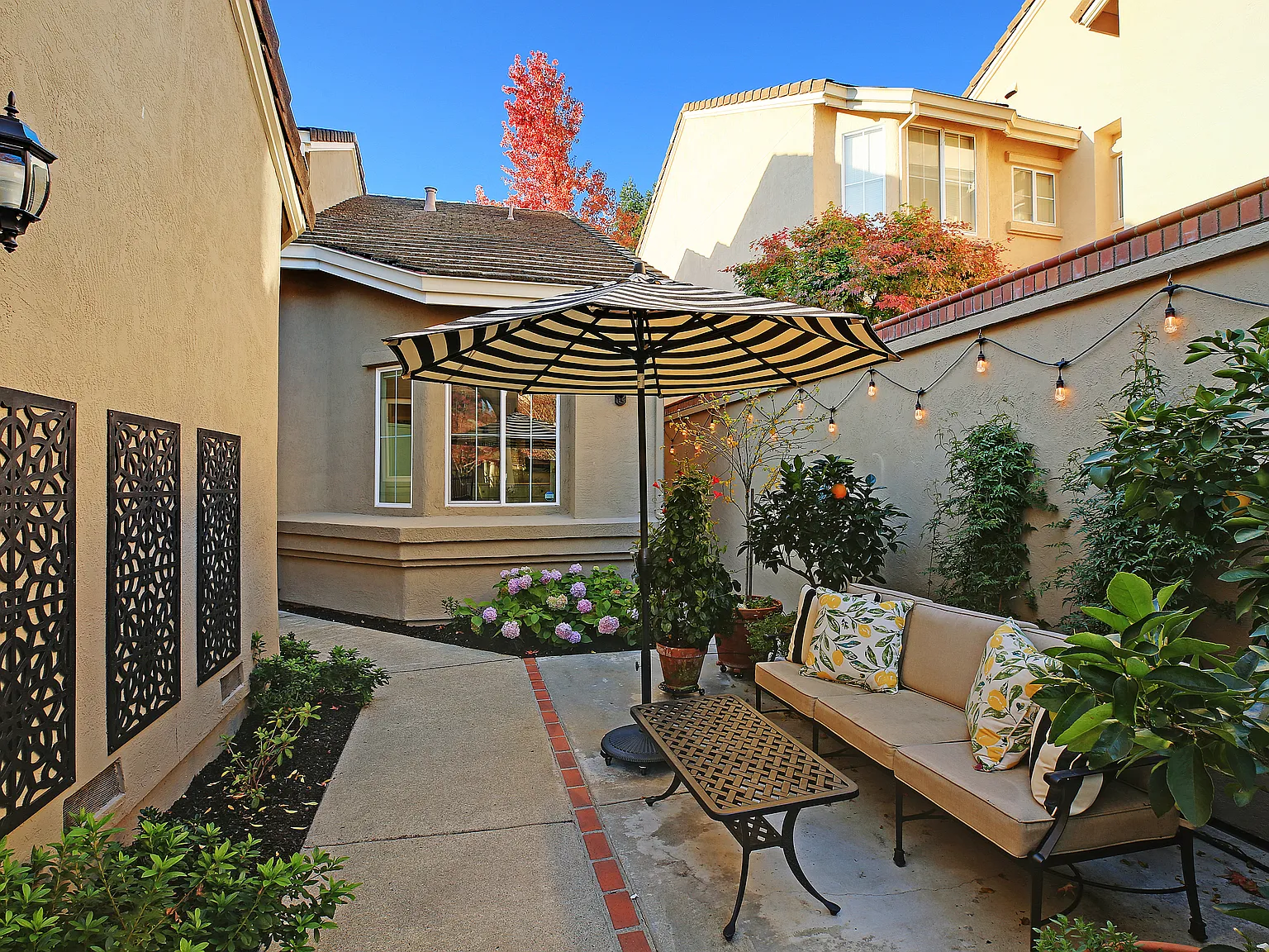 3 bed, 1735 sqft, $4,750 — Photo 2