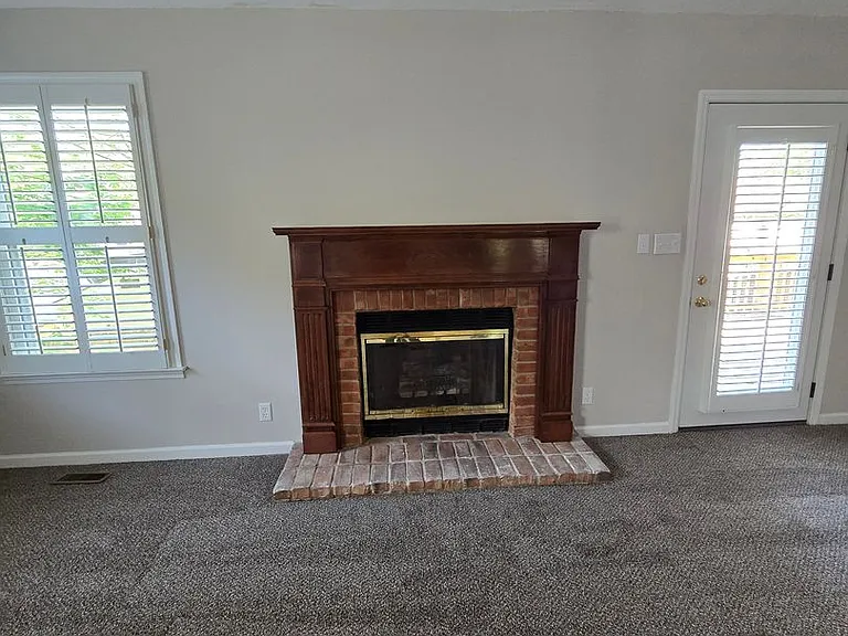 2710 Runnymeade Dr — Photo 7