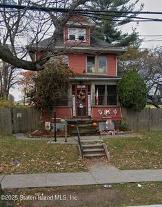 10 South Ave, Staten Island, NY, 10303