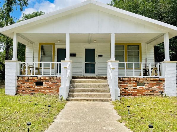 218 Lucky St
