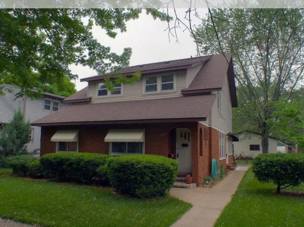 1328 Johnson St, La Crosse, WI 54601