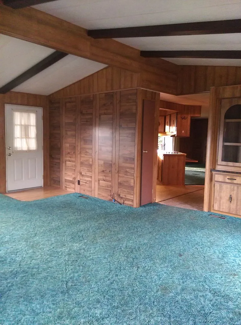 2 bed 1 bath for rent — Photo 2