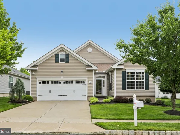 39 Danbury Rd, Woolwich Township, NJ 08085