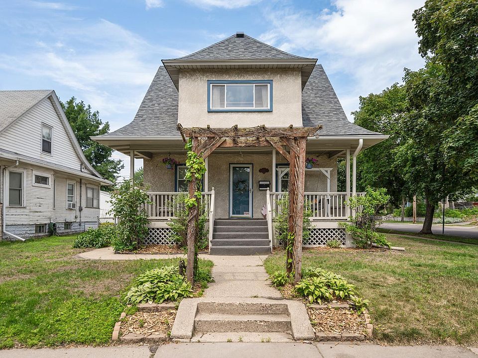 1st image of 1463 Breda Ave