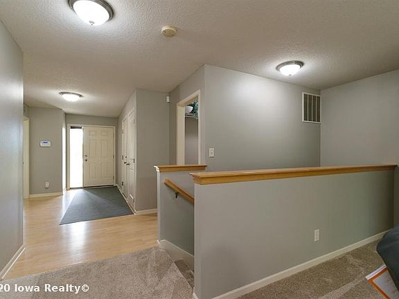 4th image of 1157 S 95th St
