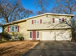 27 Darrell Dr, Randolph, MA 02368
