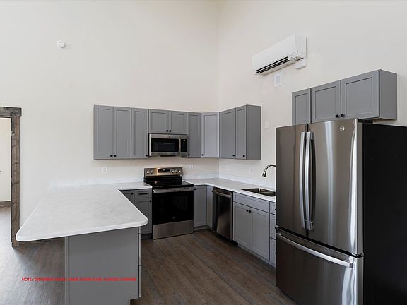 2nd image of 2397 Lower Valley Rd