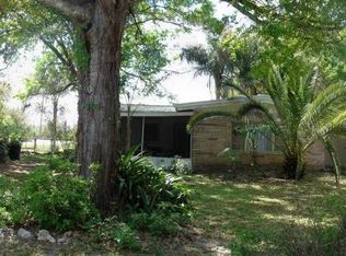 5720 Travis St, Mims, FL 32754