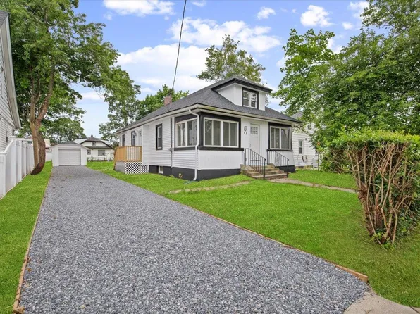 18 Evans Avenue, Freeport, NY 11520