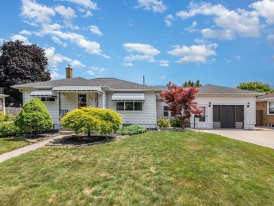 2001 S Van Buren St, Bay City, MI, 48708