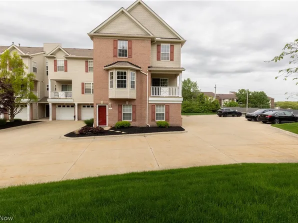 416 Tollis Pkwy, Broadview Heights, OH 44147