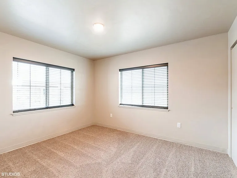 1920 Jefferson Blvd #207-C — Photo 14